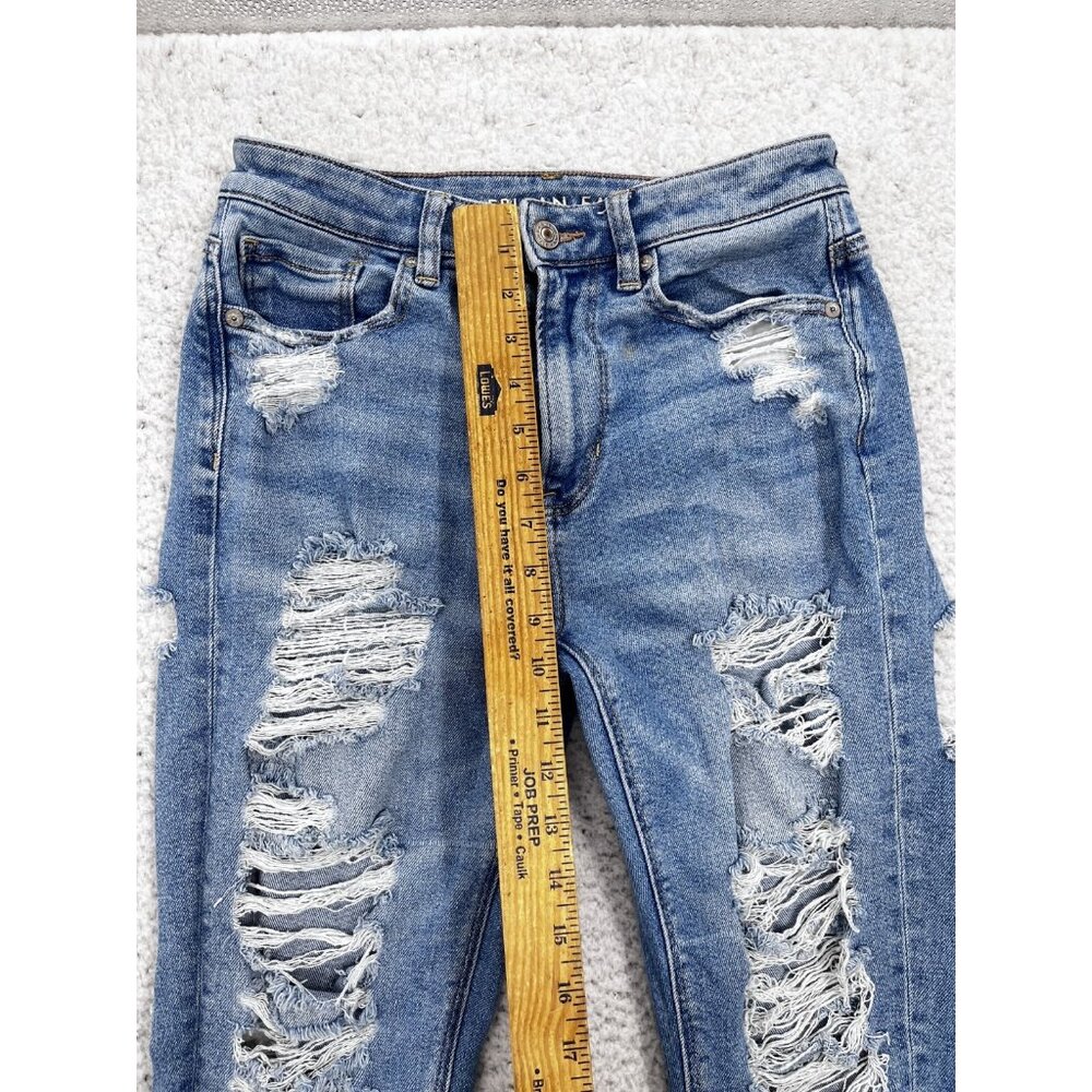 Women's American Eagle Light Wash Distressed Destroyed Denim Mom Jeans Size 4 - Picture 4 of 14
